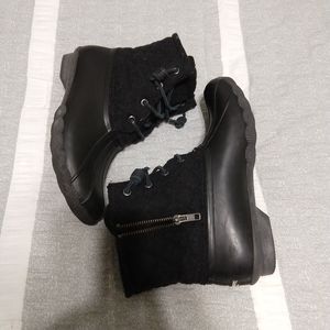 Sperry duck boots